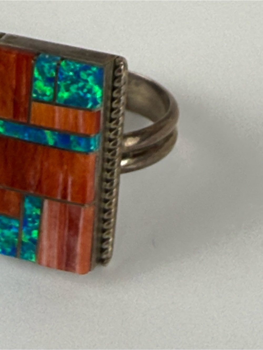 Native American Spiny Oyster, Lab Created Opal Sterling Silver Signed WG 8.75 - Picture 3 of 16